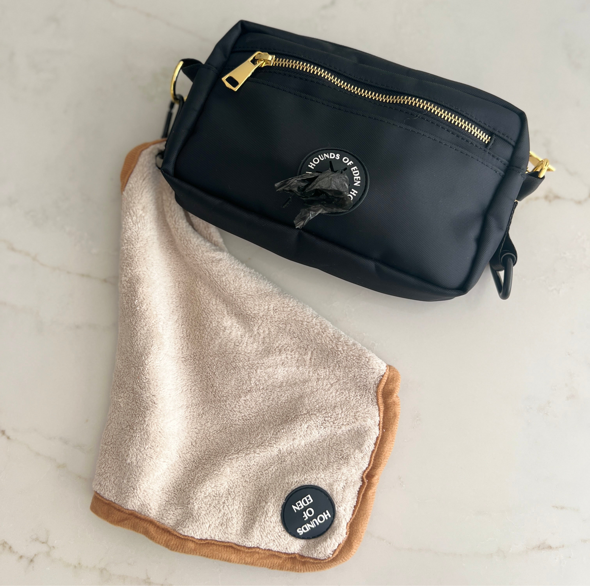 Mini Dog Towel + Clip – Hot Pink