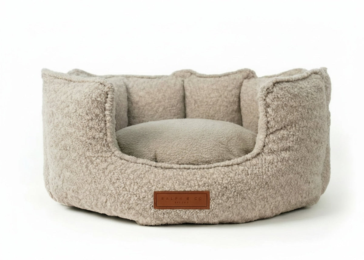 The Cotswold Luxury Bouclé Dog Bed 🐾