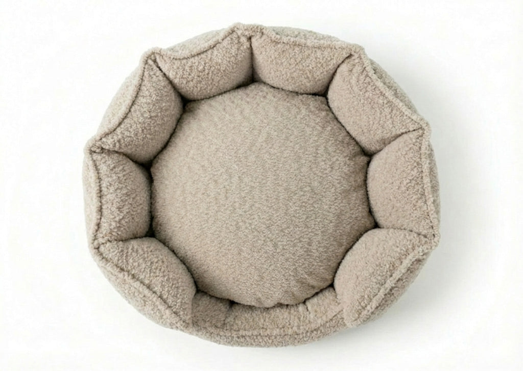 The Cotswold Luxury Bouclé Dog Bed 🐾